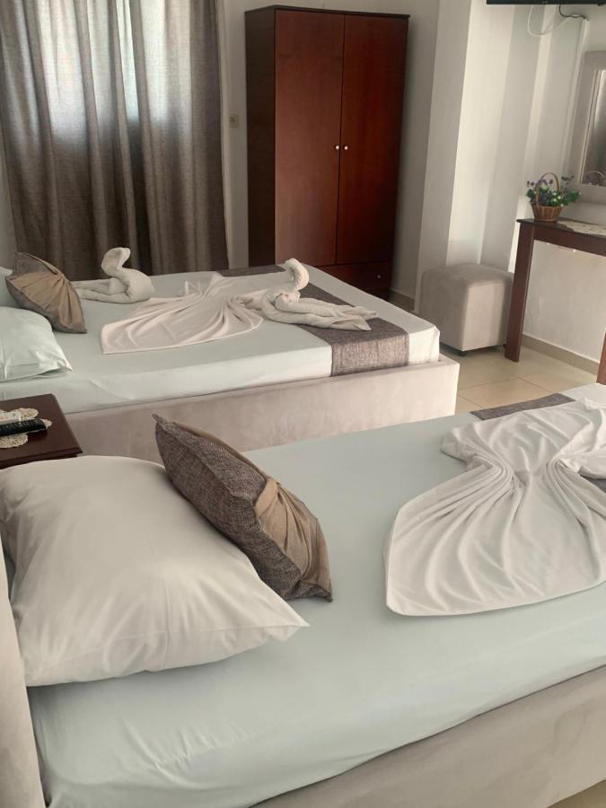 Hotel Soan Sarandë エクステリア 写真