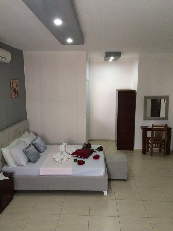 Hotel Soan Sarandë エクステリア 写真