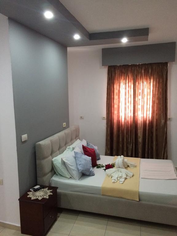 Hotel Soan Sarandë エクステリア 写真