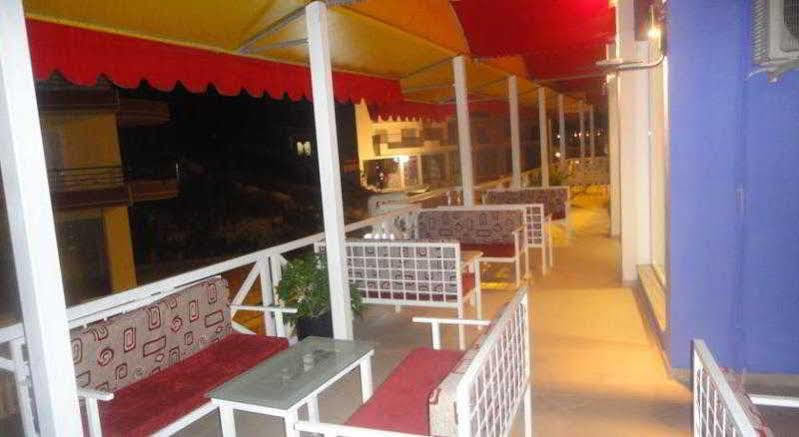 Hotel Soan Sarandë エクステリア 写真